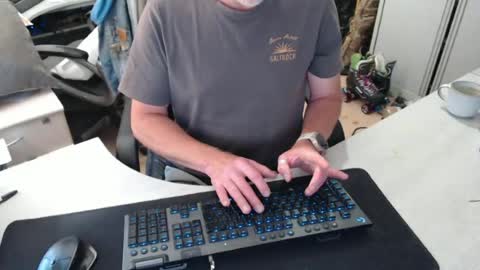Snapshot of poodledude chatting on June 23, 11:30 am Dave online show from June 23, 11:30 am