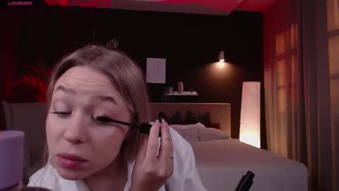 Eva online show from October 1, 1:11 am