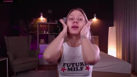 Eva online show from October 7, 1:14 am