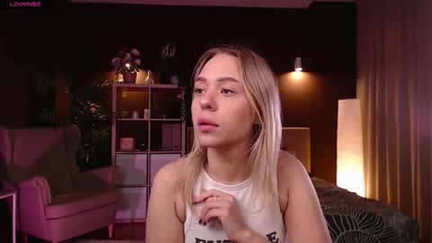 Eva online show from October 15, 1:28 am