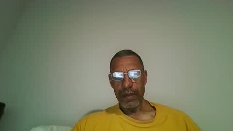 Snapshot of poolguy2496 chatting on November 8, 12:27 pm poolguy2496 online show from November 8, 12:27 pm