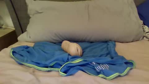 Snapshot of poomplex002 chatting on December 10, 1:22 pm TheMan002 online show from December 10, 1:22 pm