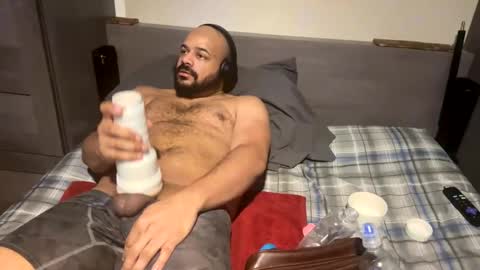 Snapshot of popfizzt chatting on December 14, 8:08 pm popfizzt online show from December 14, 8:08 pm