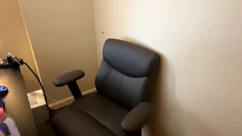 Snapshot of popfizzt chatting on December 30, 1:36 pm popfizzt online show from December 30, 1:36 pm