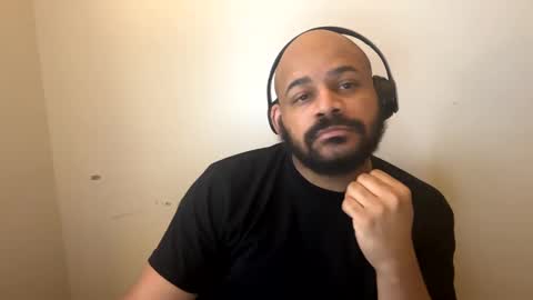 Snapshot of popfizzt chatting on March 6, 12:52 pm popfizzt online show from March 6, 12:52 pm