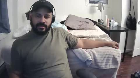 Snapshot of popfizzt chatting on September 16, 2:23 am popfizzt online show from September 16, 2:23 am