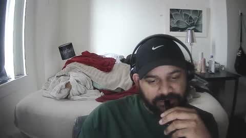 Snapshot of popfizzt chatting on September 18, 12:07 pm popfizzt online show from September 18, 12:07 pm