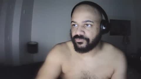 Snapshot of popfizzt chatting on October 5, 10:13 am popfizzt online show from October 5, 10:13 am