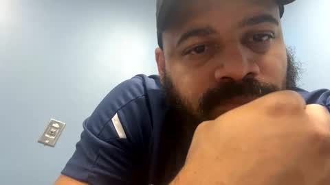 Snapshot of popfizzt chatting on October 9, 7:28 am popfizzt online show from October 9, 7:28 am