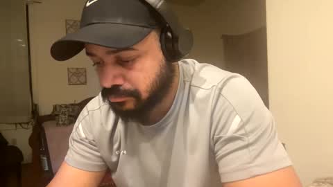 Snapshot of popfizzt chatting on November 21, 3:05 am popfizzt online show from November 21, 3:05 am