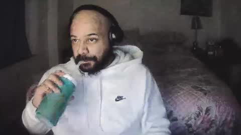 Snapshot of popfizzt chatting on November 23, 9:58 pm popfizzt online show from November 23, 9:58 pm