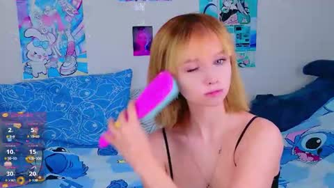 Snapshot of popjenny chatting on July 26, 4:58 pm Hi Daddy Im Jane online show from July 26, 4:58 pm