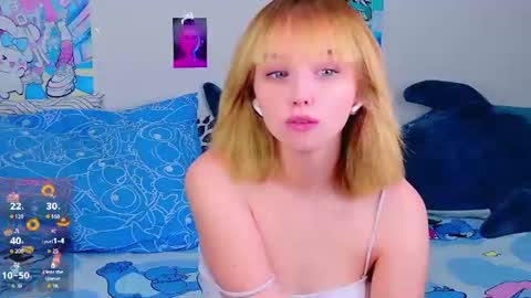 Snapshot of popjenny chatting on July 30, 5:34 pm Hi Daddy Im Jane online show from July 30, 5:34 pm