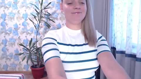 popkornmolli online show from January 17, 11:38 am