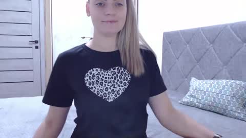 popkornmolli online show from February 18, 1:11 pm