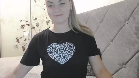 popkornmolli online show from October 10, 12:48 pm