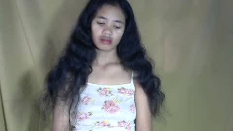 Snapshot of poppy_kelley chatting on July 29, 5:05 am Lilly online show from July 29, 5:05 am