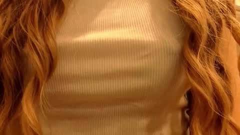 Snapshot of poppybloopy chatting on September 24, 6:11 pm April online show from September 24, 6:11 pm