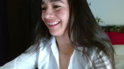 porcelainlux online show from December 13, 4:11 am