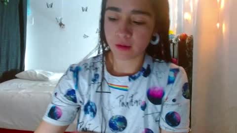 porcelainlux online show from January 6, 2:15 am