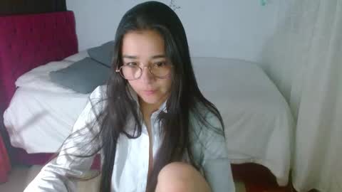 porcelainlux online show from February 17, 3:25 am