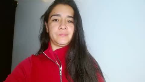 porcelainlux online show from April 13, 11:21 pm