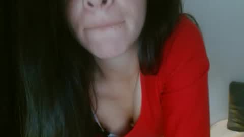 Snapshot of porcelainlux chatting on May 11, 12:38 am porcelainlux online show from May 11, 12:38 am