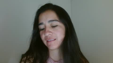 Snapshot of porcelainlux chatting on May 20, 2:51 am porcelainlux online show from May 20, 2:51 am
