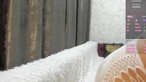 Snapshot of pornodoll_viki chatting on December 25, 2:35 am Viki Di online show from December 25, 2:35 am