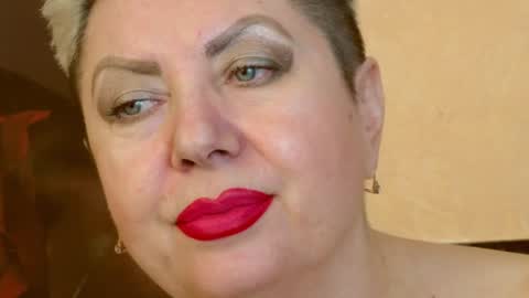 LADY POSH online show from January 25, 1:43 am