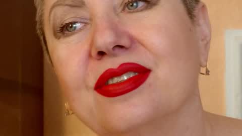 LADY POSH online show from October 28, 10:34 pm