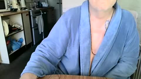 poshman65 online show from December 6, 10:05 am