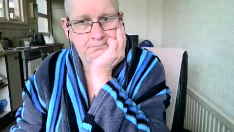 poshman65 online show from December 25, 11:11 am