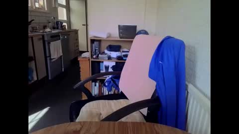 poshman65 online show from April 22, 9:33 am