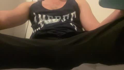 Snapshot of poulpossss chatting on July 17, 9:16 am poulpossss online show from July 17, 9:16 am