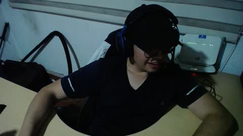 powerfulzeus2 online show from October 8, 1:36 am