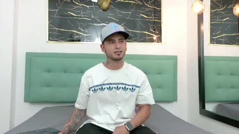 Snapshot of powerlustx chatting on June 3, 4:15 am online show from June 3, 4:15 am