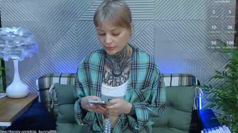 Snapshot of powerrr_ chatting on May 9, 5:23 am Lola online show from May 9, 5:23 am