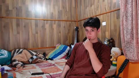 Snapshot of powertwinky chatting on February 2, 4:37 am chris independent online show from February 2, 4:37 am