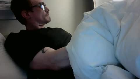 powthunder85 online show from April 11, 7:56 am