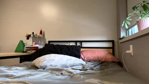 Snapshot of pprincesskyliee chatting on December 7, 7:43 pm Kylie online show from December 7, 7:43 pm