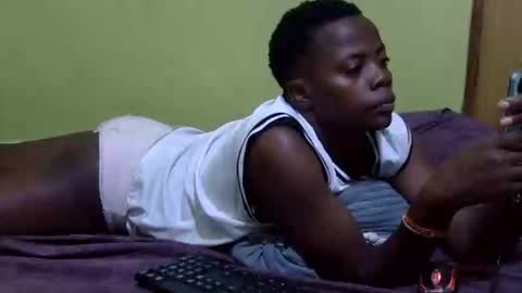 precious_nesh online show from December 19, 4:03 pm