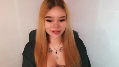 Snapshot of preciousangel69xxx chatting on December 5, 4:10 am MAXXINE online show from December 5, 4:10 am