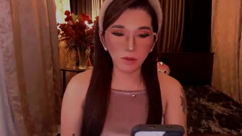 Rosedoll online show from June 12, 1:04 am