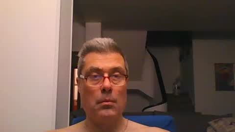 prendimisubito online show from April 23, 3:52 am