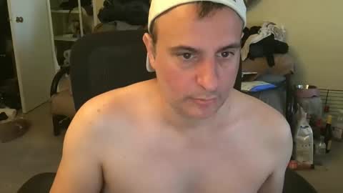 preppyguyintokink1 online show from March 1, 6:32 pm