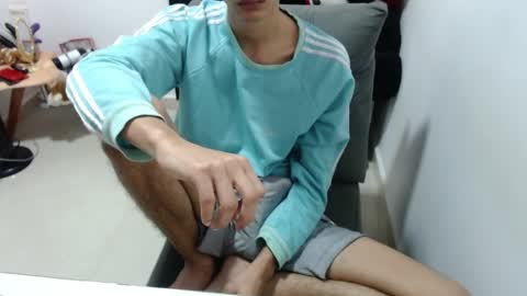 PRESSURE online show from January 3, 8:43 am