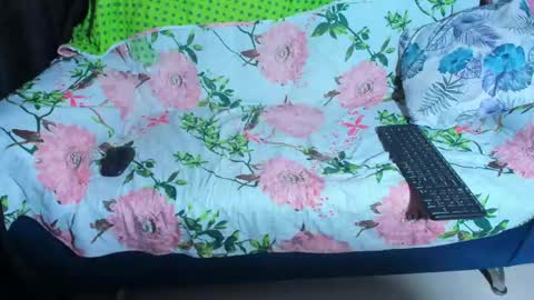 PRESSURE online show from April 22, 7:44 am