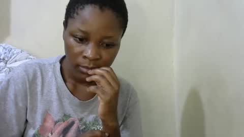 prettie_tesh online show from February 8, 6:44 pm