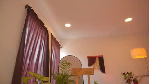 Nayrobi online show from February 25, 5:36 pm